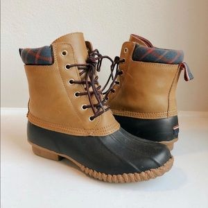 Duck Boots